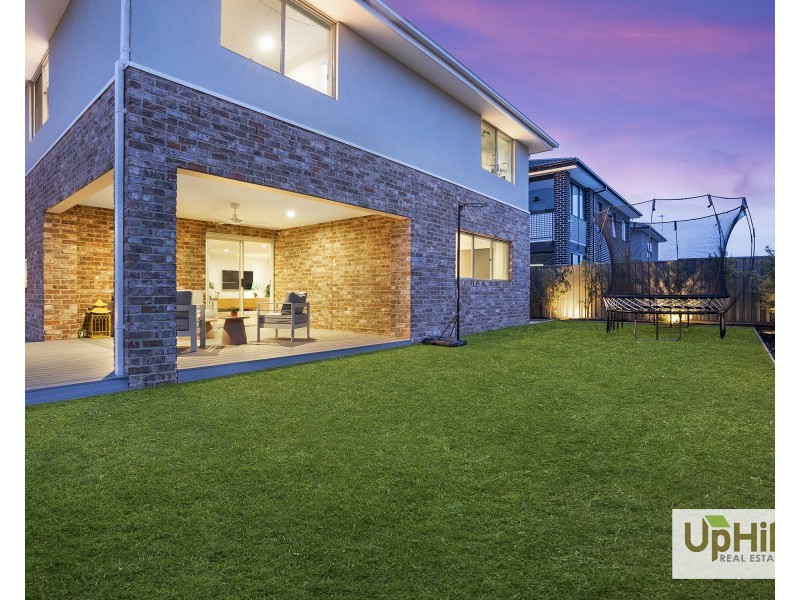 5 Byzantium Mews, Clyde North VIC 3978