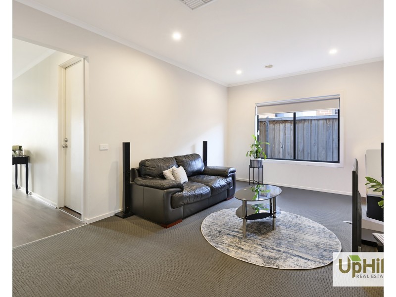 14 Kenyan Avenue, Clyde VIC 3978