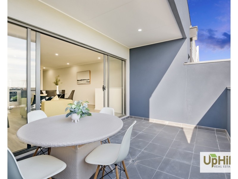 7 Guell Lane, Clyde North VIC 3978