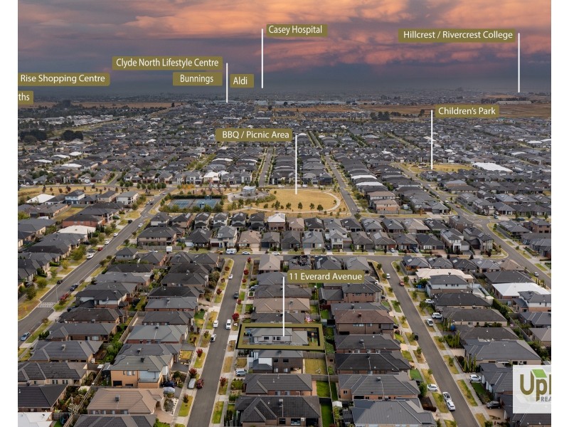 11 Everard Avenue, Clyde North VIC 3978