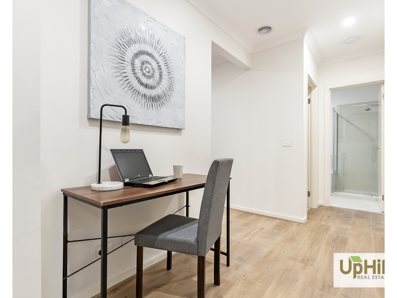 10 Praise Street, Clyde North VIC 3978