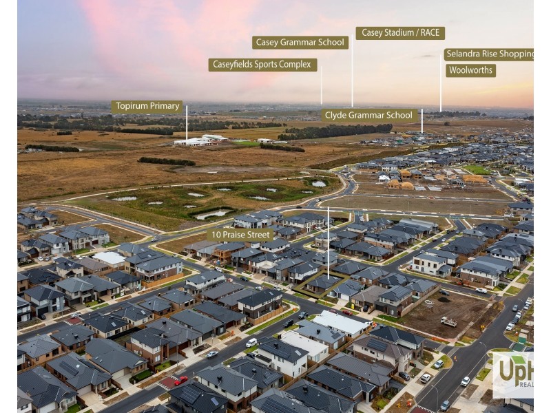 10 Praise Street, Clyde North VIC 3978