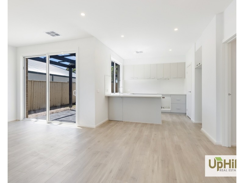 2/148 Princes Highway, Pakenham VIC 3810