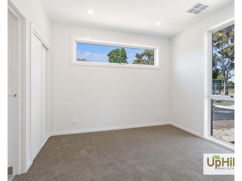 2/148 Princes Highway, Pakenham VIC 3810