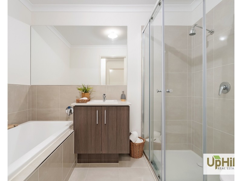 35 Cottle Drive, Clyde VIC 3978