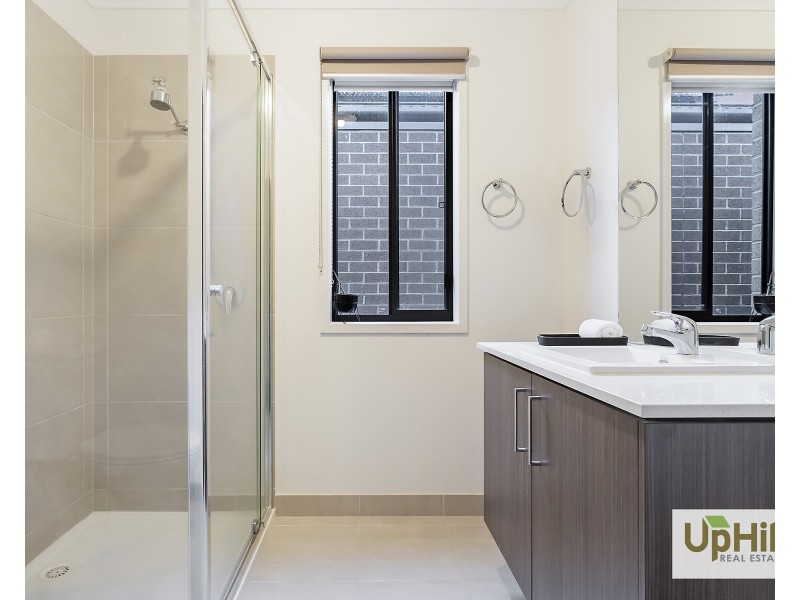 35 Cottle Drive, Clyde VIC 3978