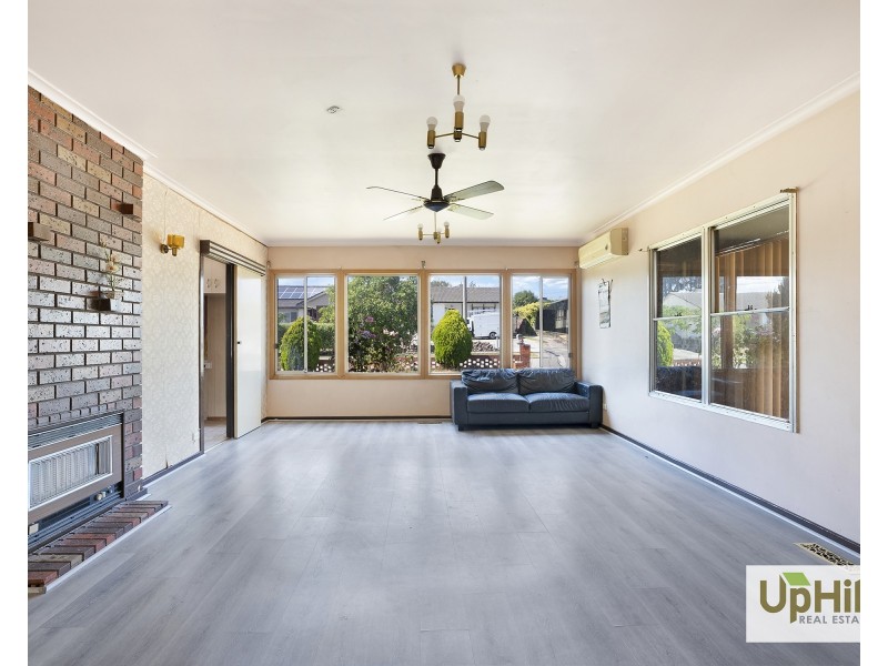 11 Acacia Street, Doveton VIC 3177