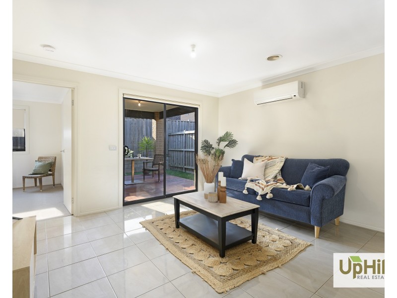 15  Cubbie Way, Clyde North VIC 3978