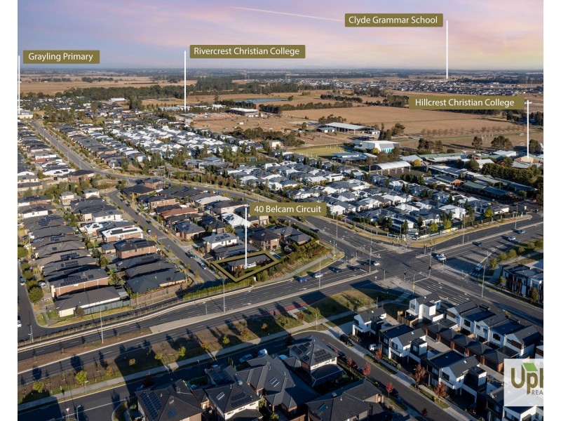 40 Belcam Circuit, Clyde North VIC 3978