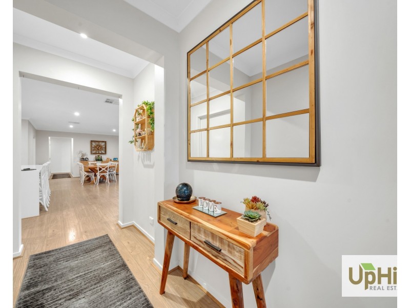 73 Bimberry Circuit, Clyde VIC 3978