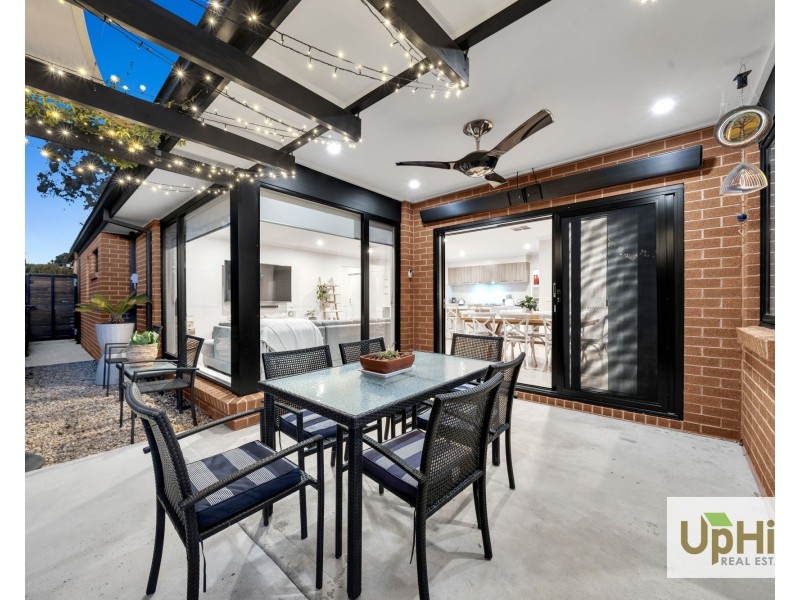 73 Bimberry Circuit, Clyde VIC 3978