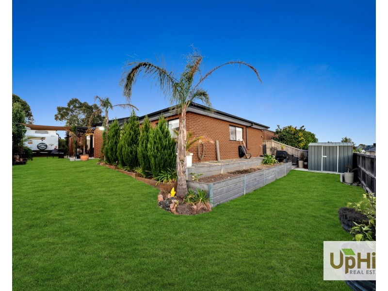 73 Bimberry Circuit, Clyde VIC 3978