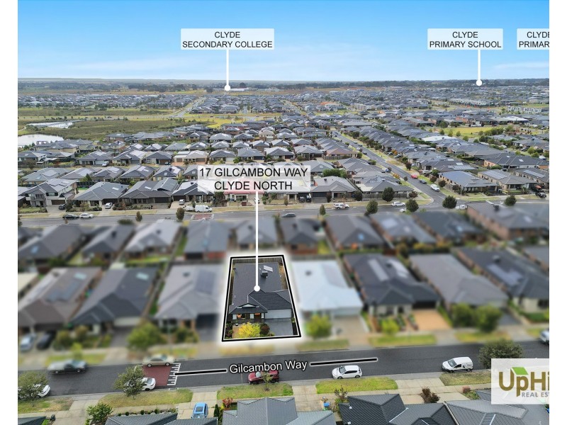 17 Gilcambon Way, Clyde North VIC 3978
