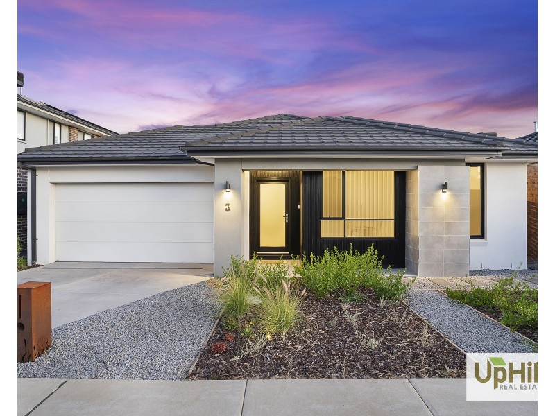 3 Langwarrin Crescent, Clyde North VIC 3978