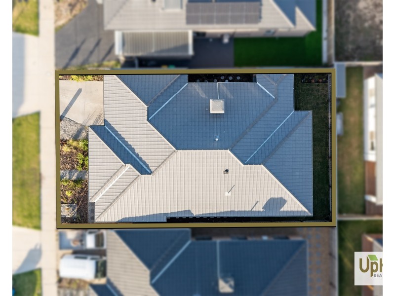 3 Langwarrin Crescent, Clyde North VIC 3978