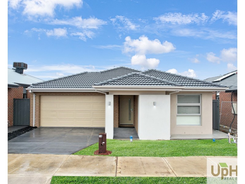 10 Modern Avenue, Clyde North VIC 3978