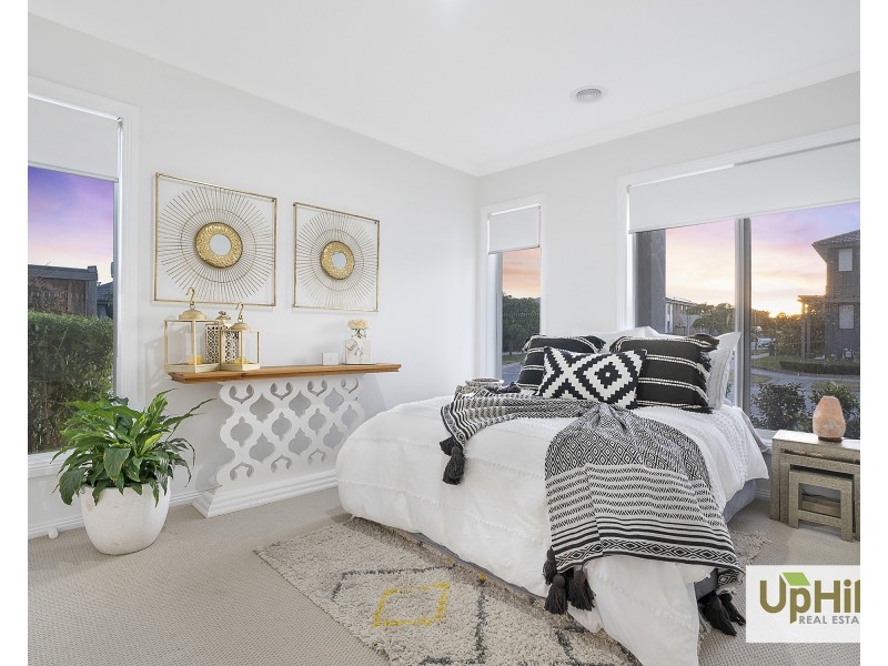 25 Powlett Drive, Clyde VIC 3978