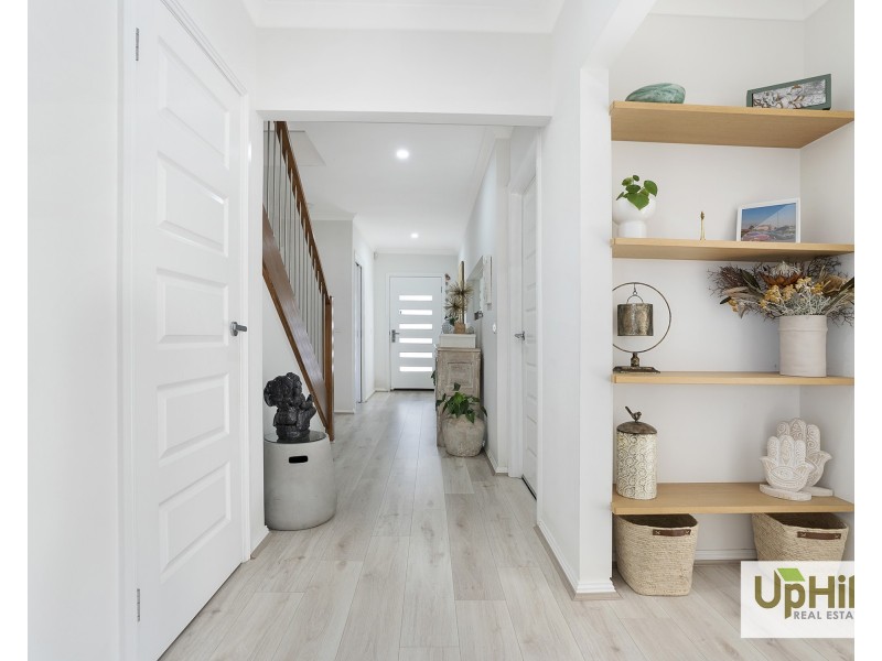 25 Powlett Drive, Clyde VIC 3978