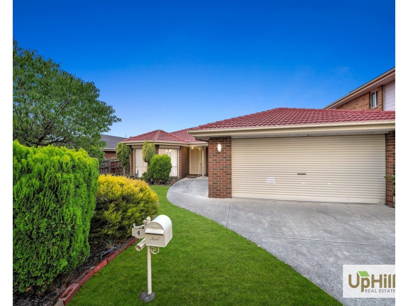 4 Oakman Way, Hampton Park VIC 3976