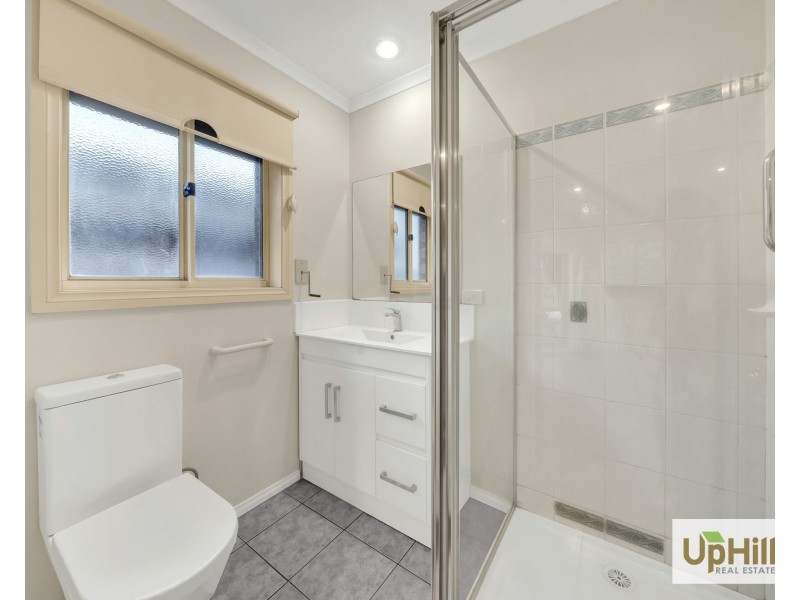 4 Oakman Way, Hampton Park VIC 3976