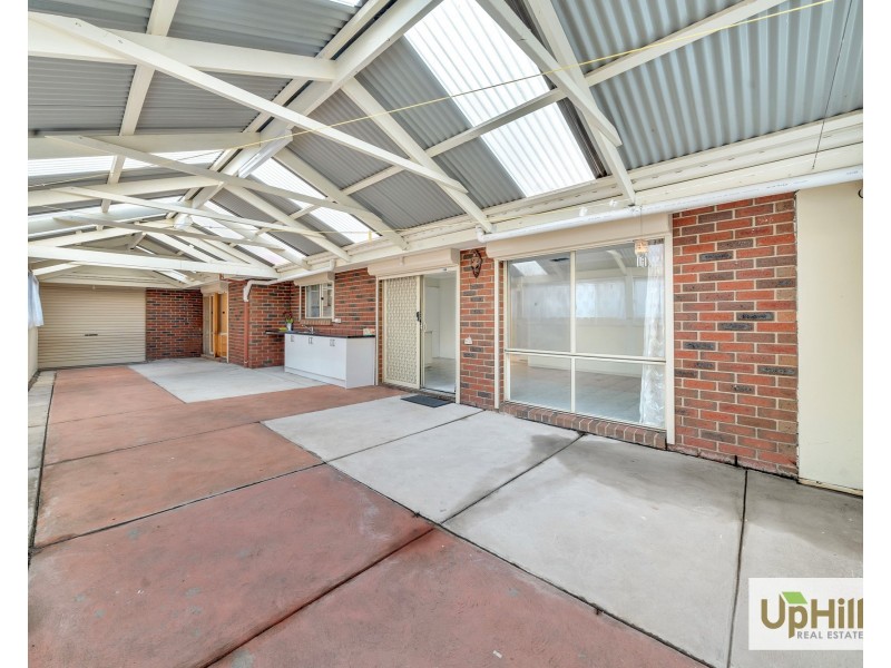4 Oakman Way, Hampton Park VIC 3976