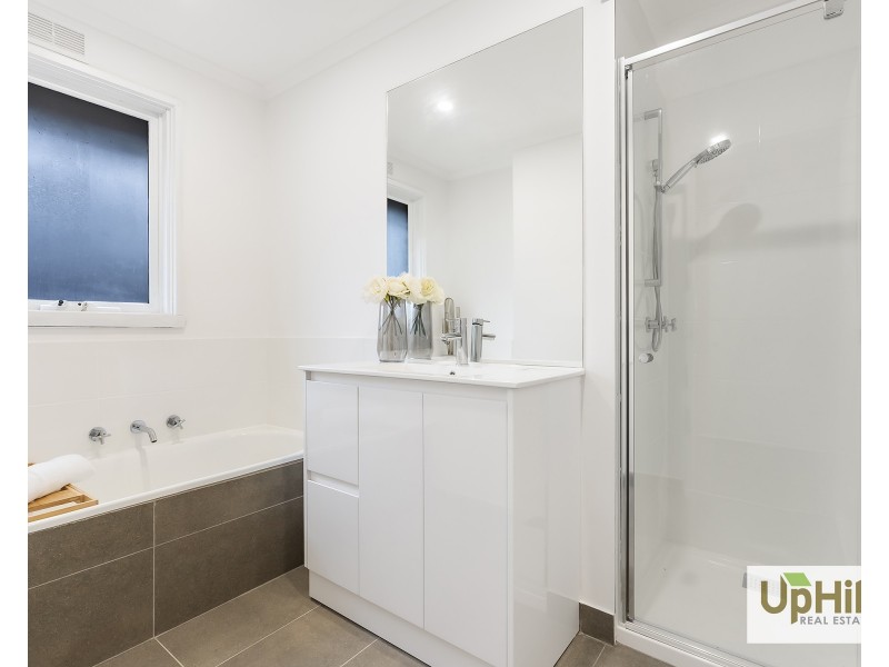 39 Fairbairn Road, Cranbourne VIC 3977