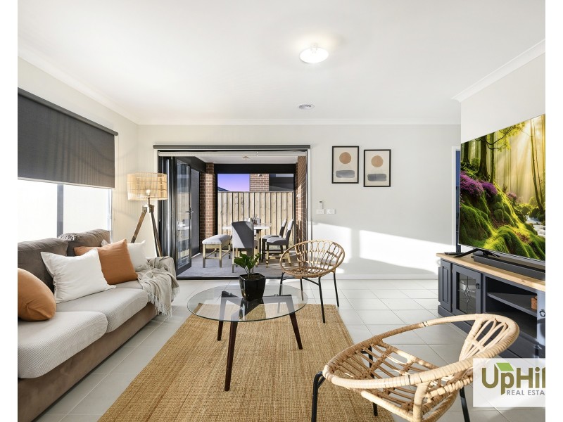 20 Diversity Road, Clyde North VIC 3978