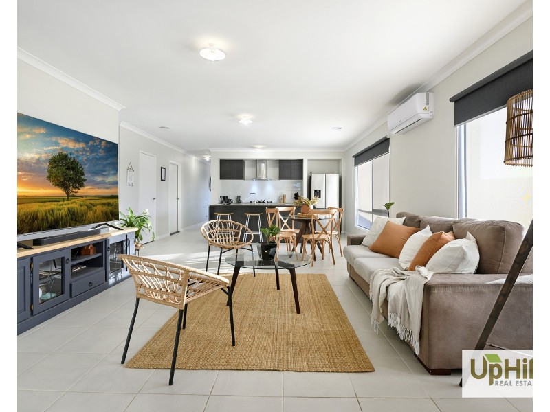 20 Diversity Road, Clyde North VIC 3978