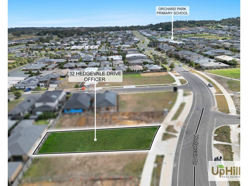 32 Hedgevale Drive, Officer VIC 3809