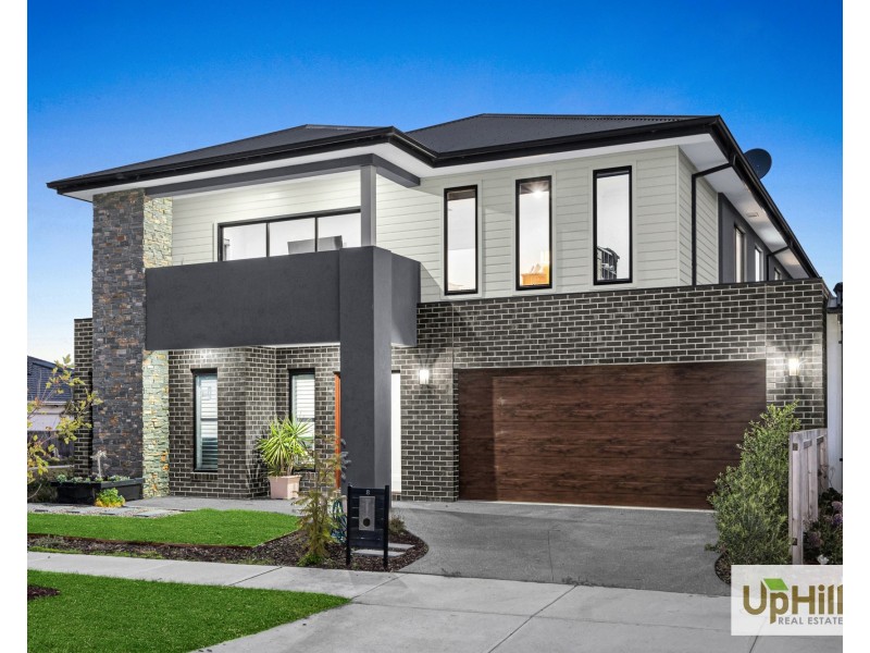 8 Lensing Street, Clyde North VIC 3978