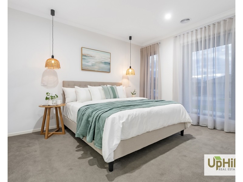 22 Magenta Street, Clyde North VIC 3978