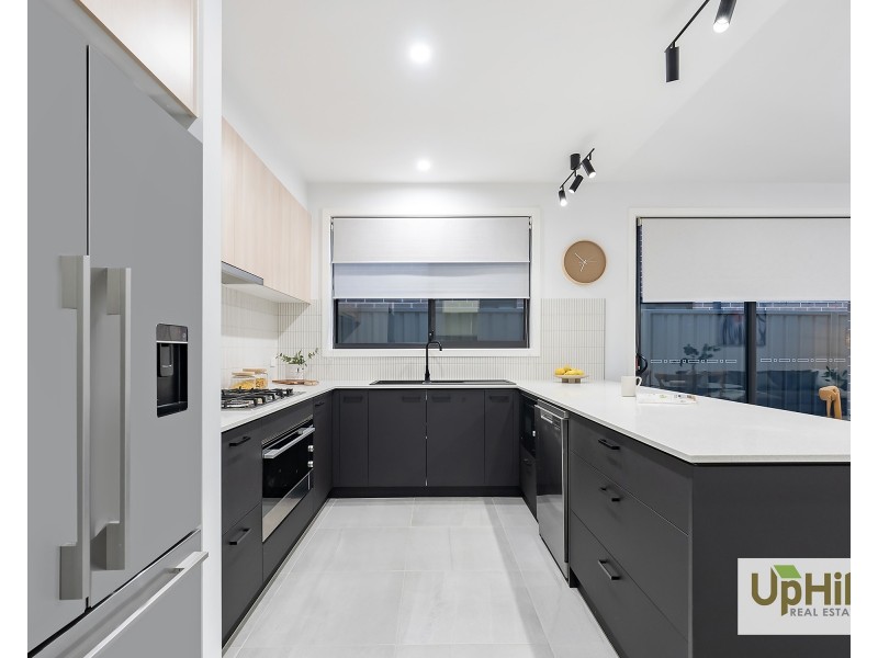 22 Magenta Street, Clyde North VIC 3978