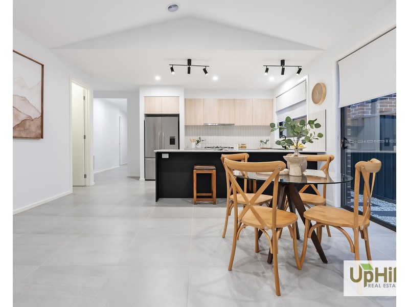 22 Magenta Street, Clyde North VIC 3978