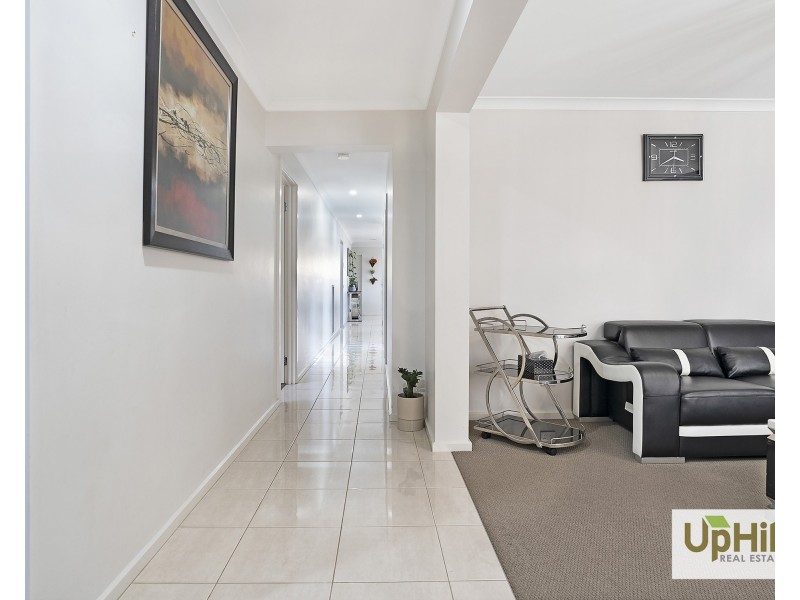 26 PARKLINK DRIVE, Cranbourne East VIC 3977