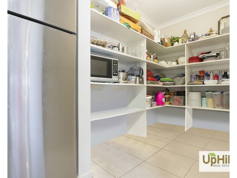 26 PARKLINK DRIVE, Cranbourne East VIC 3977