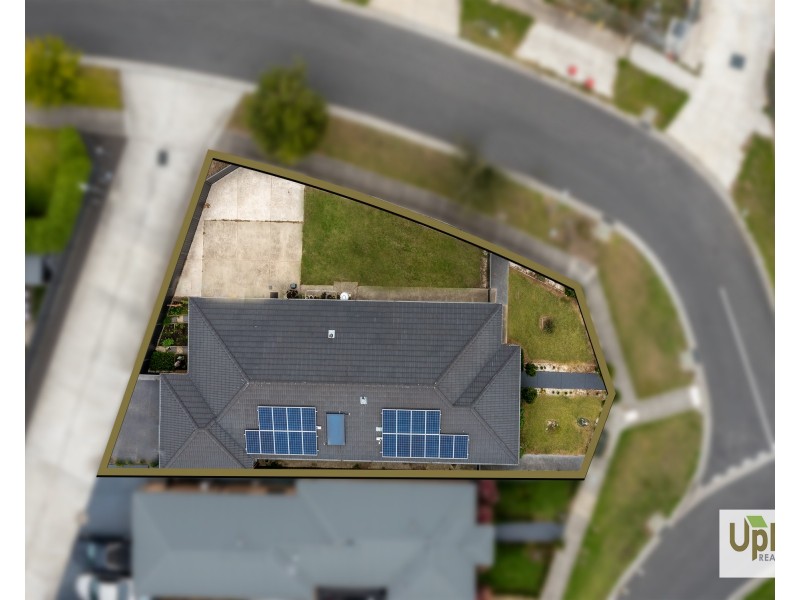 26 PARKLINK DRIVE, Cranbourne East VIC 3977