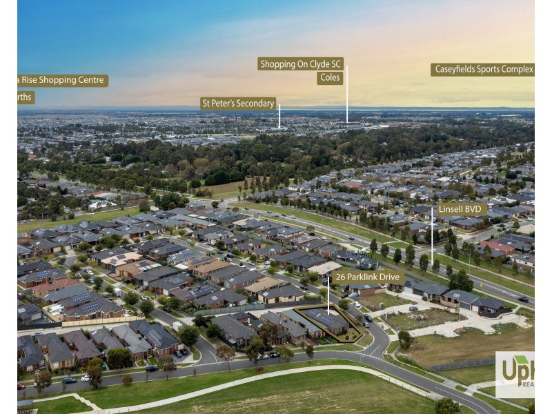 26 PARKLINK DRIVE, Cranbourne East VIC 3977