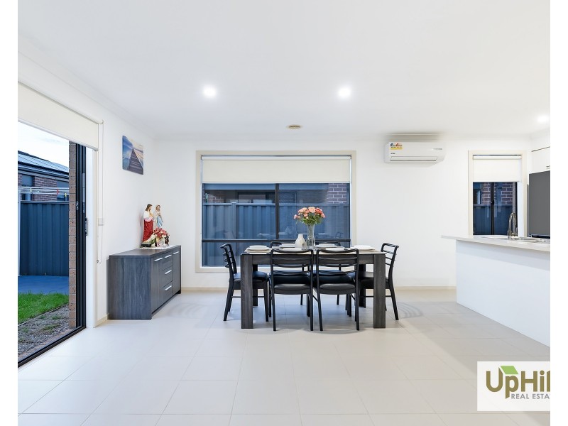 95 Nelson Street, Cranbourne East VIC 3977