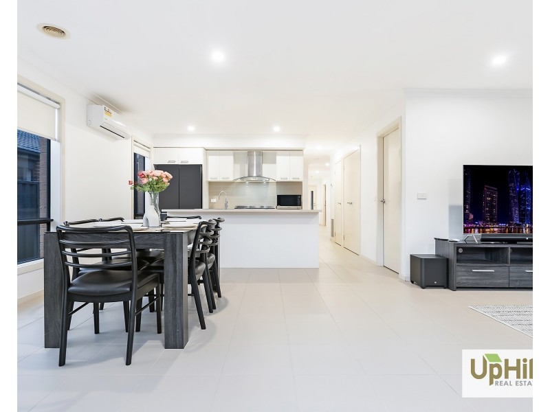 95 Nelson Street, Cranbourne East VIC 3977