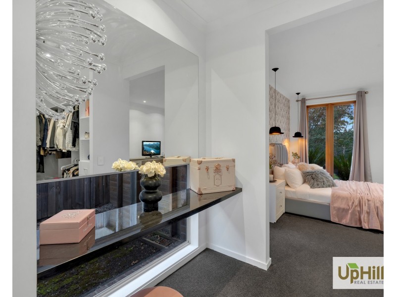 30 Lilydale Avenue, Clyde North VIC 3978