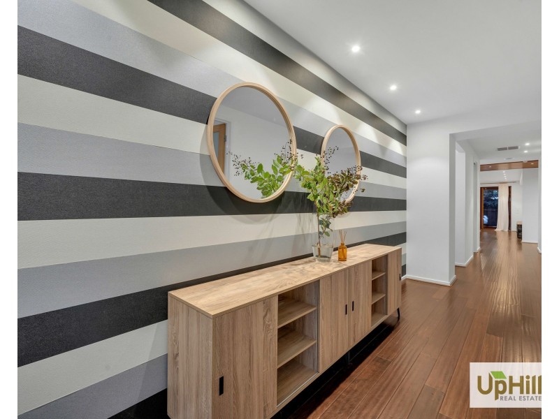 30 Lilydale Avenue, Clyde North VIC 3978