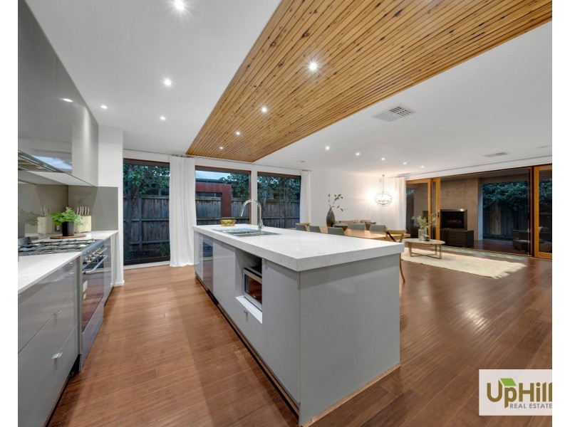 30 Lilydale Avenue, Clyde North VIC 3978