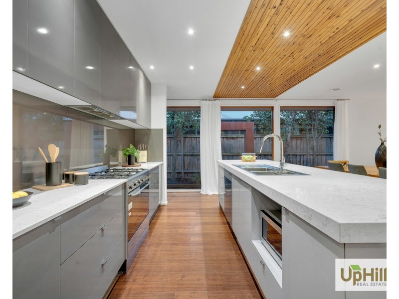 30 Lilydale Avenue, Clyde North VIC 3978