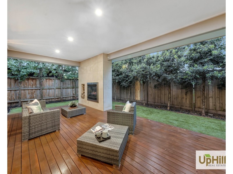 30 Lilydale Avenue, Clyde North VIC 3978