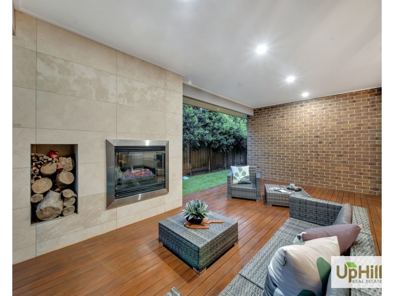 30 Lilydale Avenue, Clyde North VIC 3978