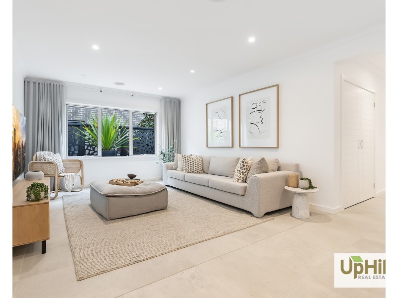 42  Huey Circuit, Cranbourne VIC 3977