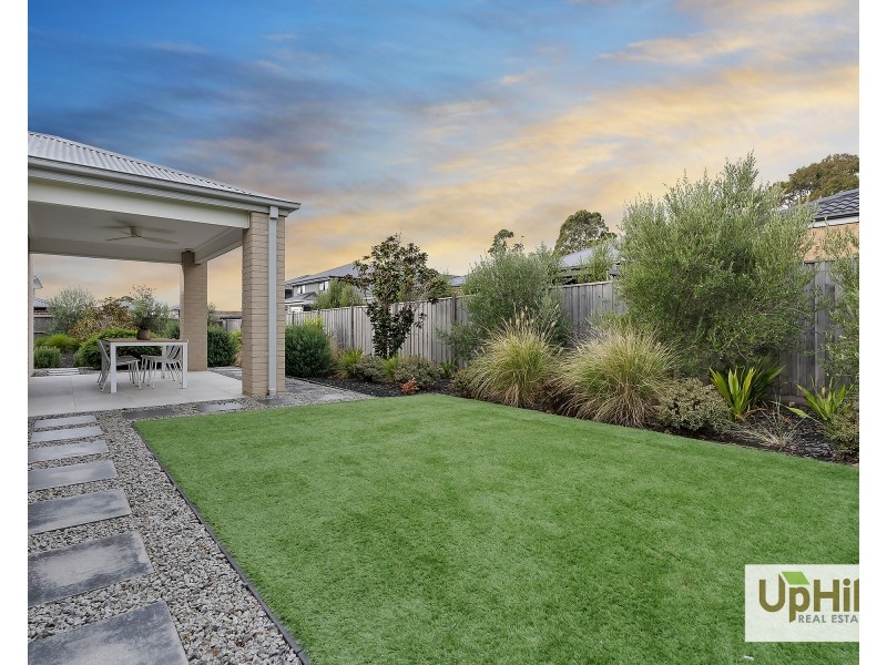 42  Huey Circuit, Cranbourne VIC 3977