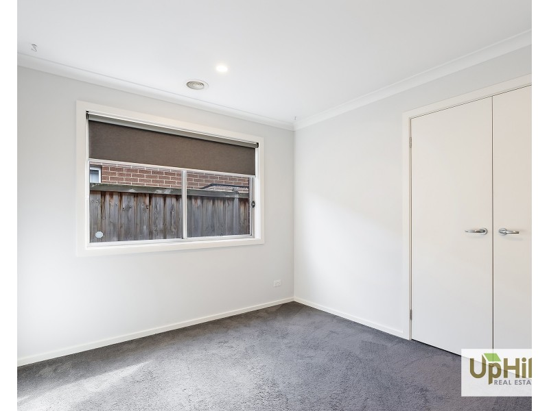 29 Highbury Road, Clyde North VIC 3978