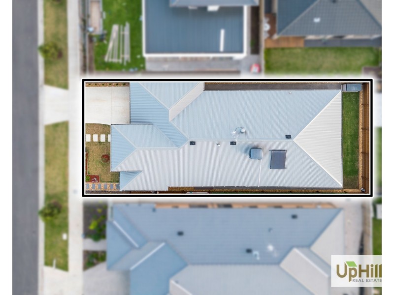 3 Cropping Street, Clyde North VIC 3978