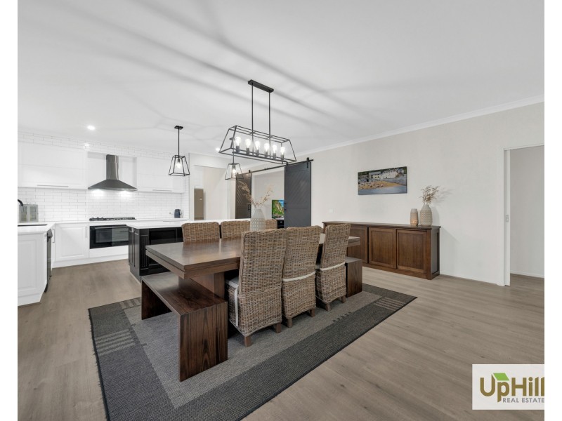 47 Bernardins Street, Clyde North VIC 3978